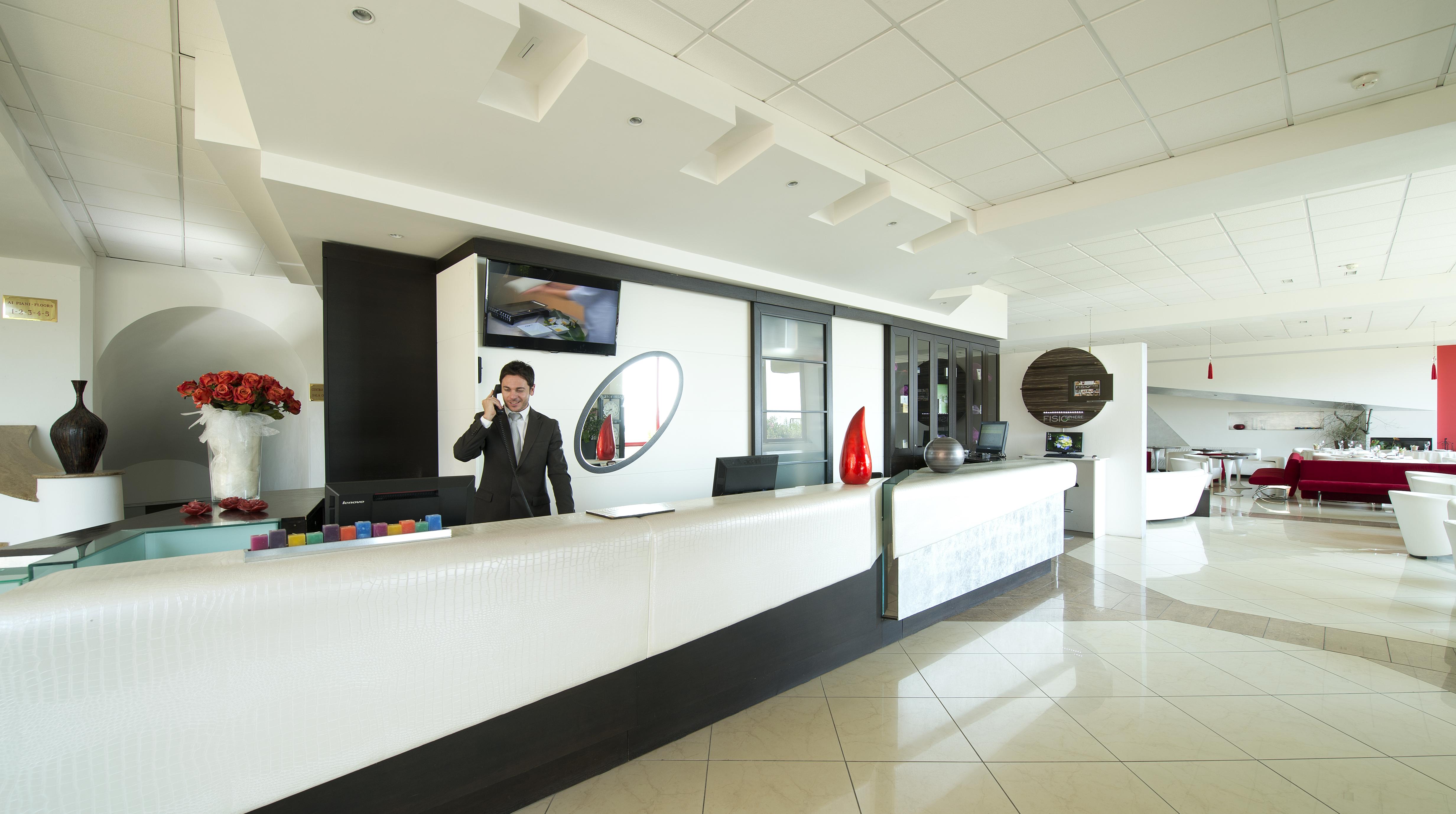 Grand Admiral Palace Hotel 4*