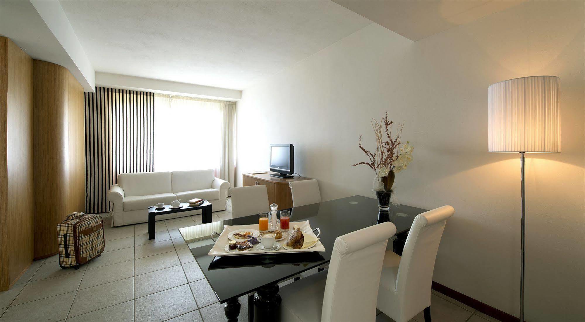 Grand Admiral Palace Hotel 4*